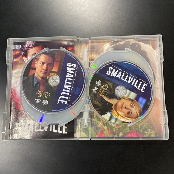 Smallville - The Complete Tenth (Final) Season - Picture 8 of 16